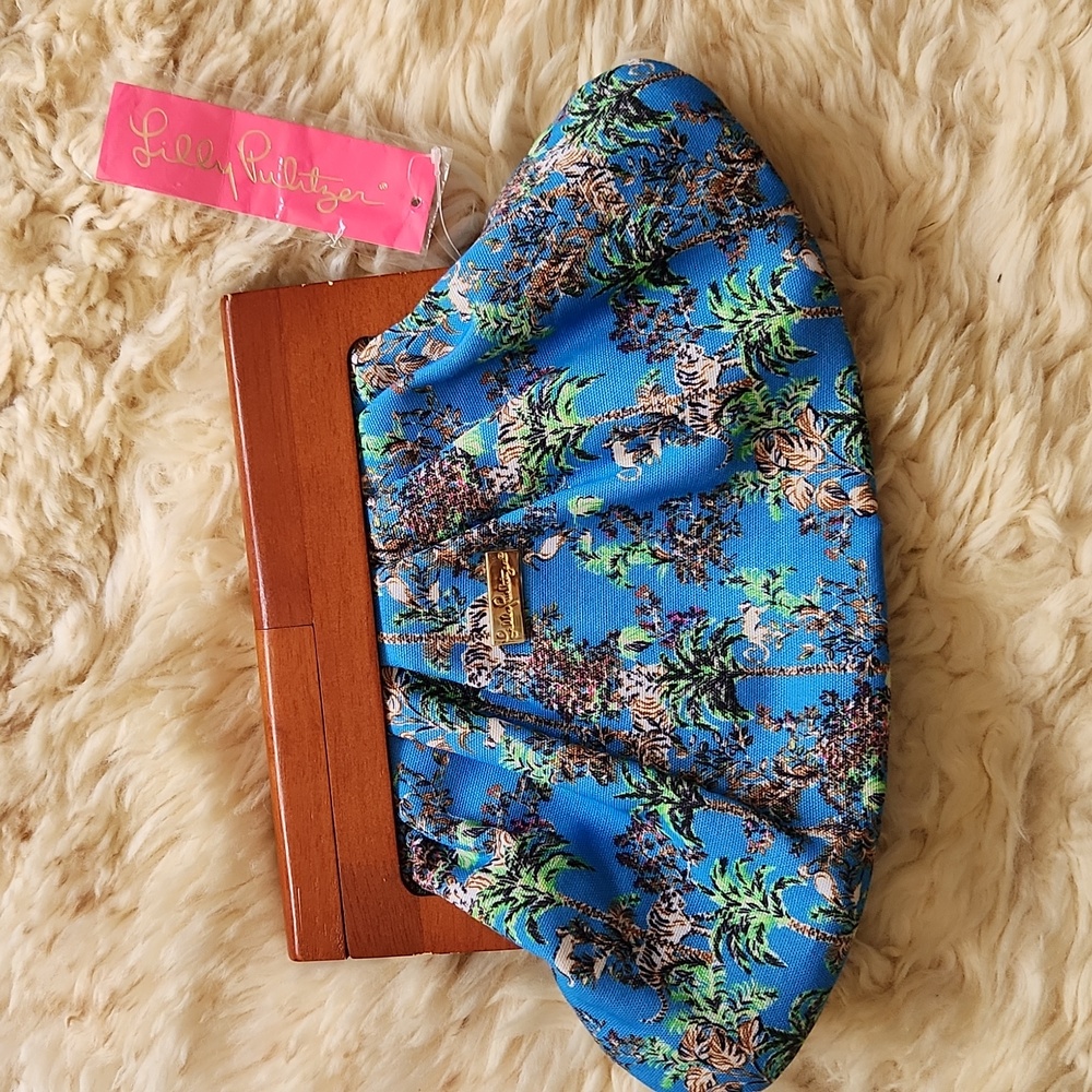 Lilly Pulitzer Tiger Queen Bermuda Clutch GWP NWT